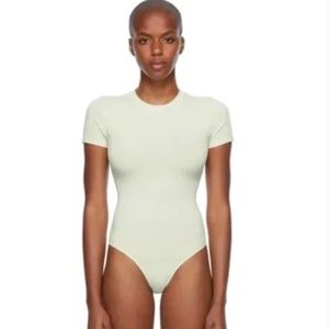 Skims Cotton Jersey T Shirt Bodysuit in Bone